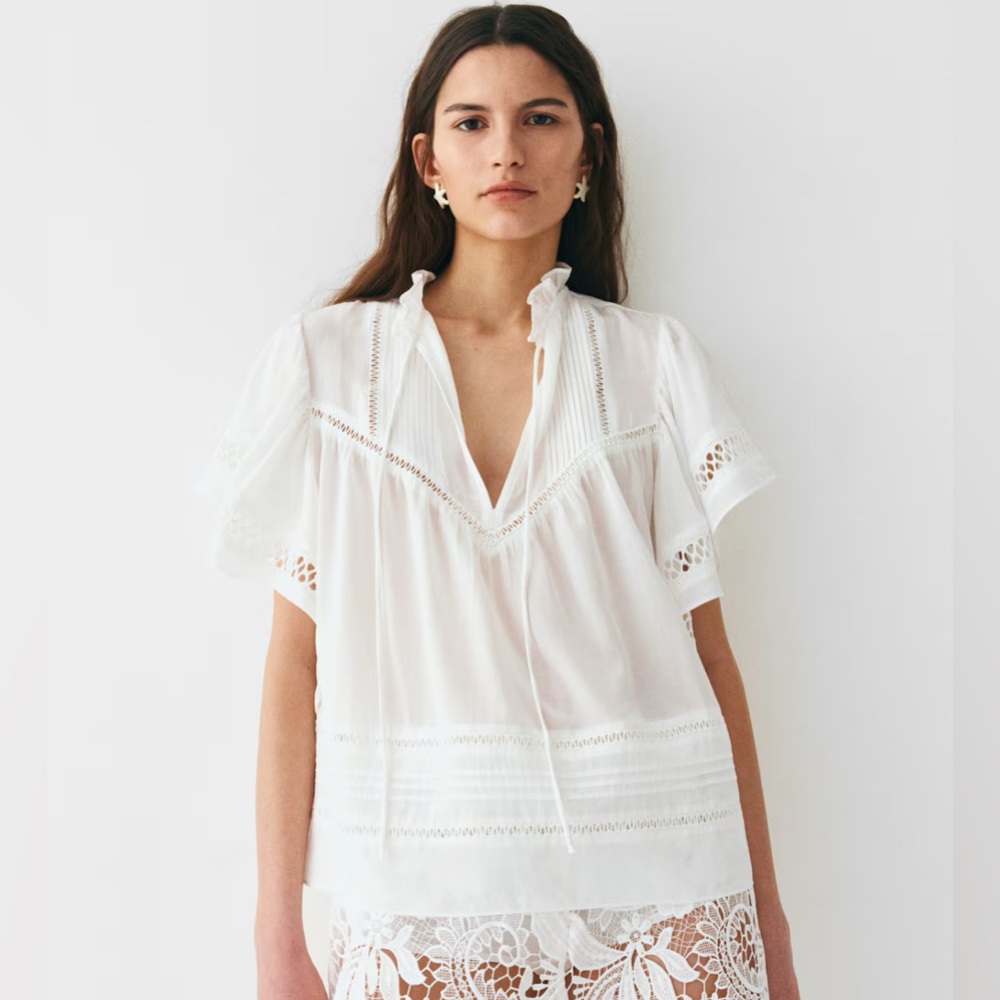 H&M Tie Neck White Blouse with Flutter Sleeves Size SMALL